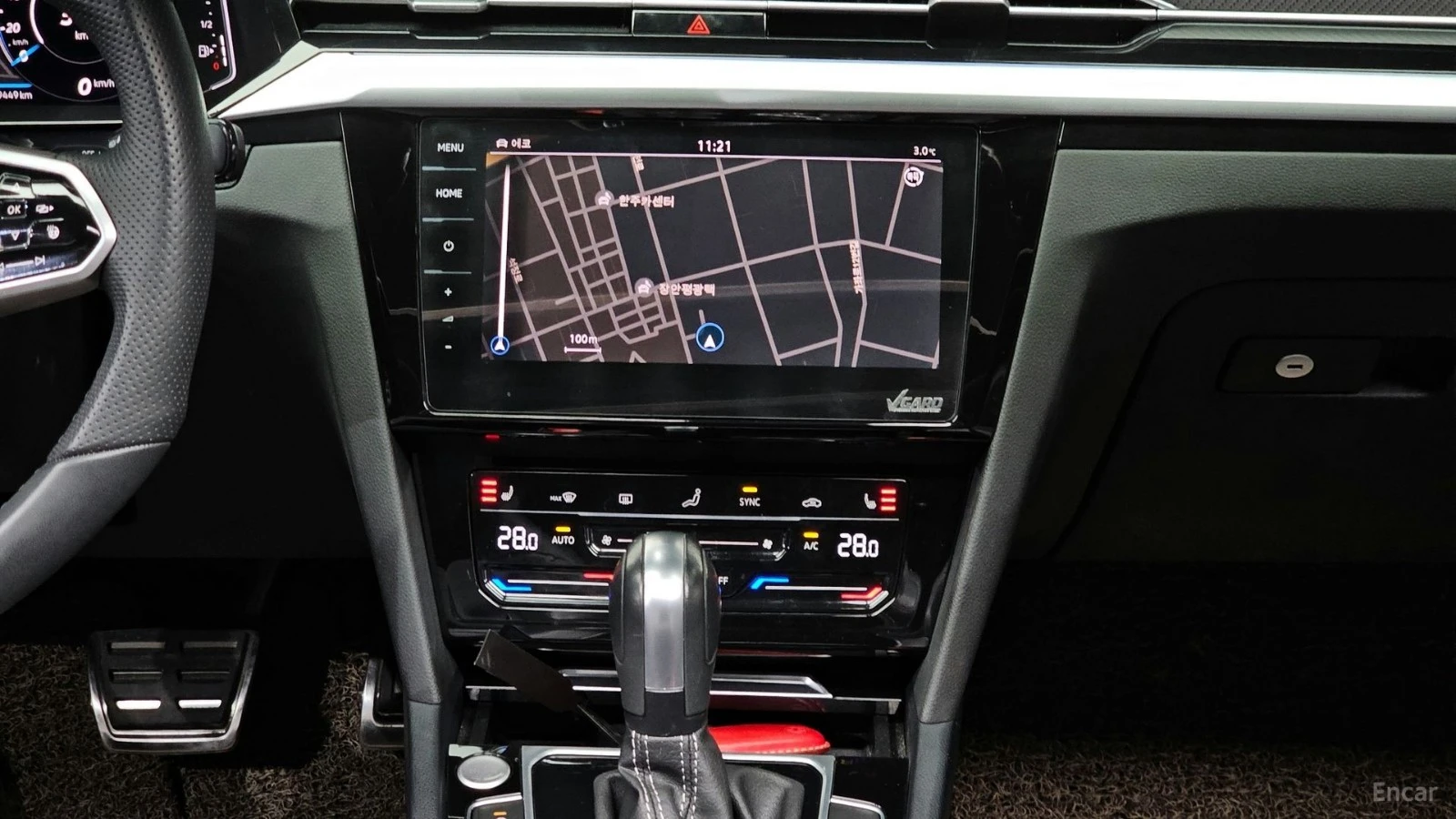 VW Arteon 2.0TDI* RLINE* 4MOTION* DISTRONIC* МАСАЖИ* 360* , снимка 11 - Автомобили и джипове - 55547188