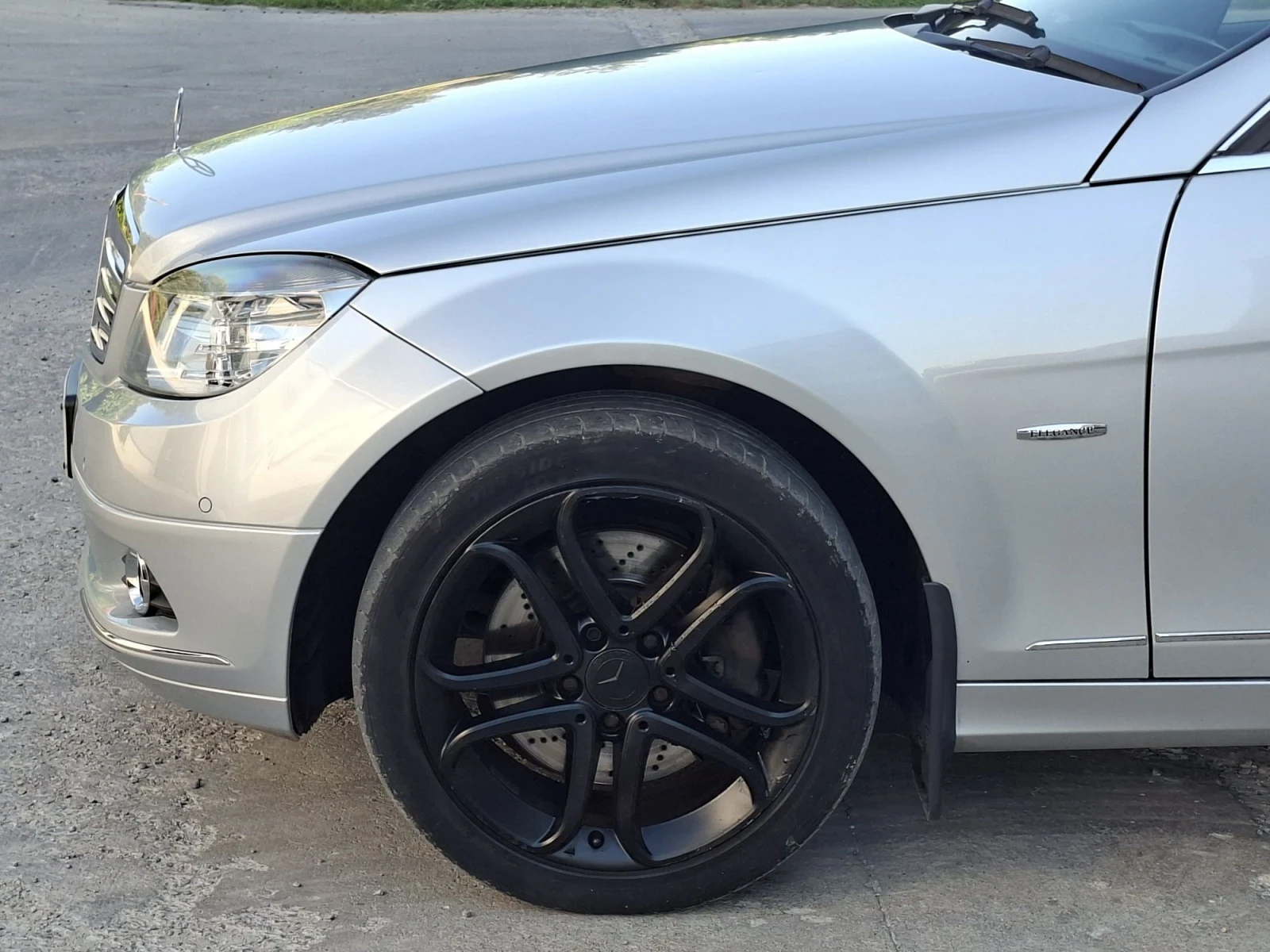 Mercedes-Benz C 320, снимка 6 - Автомобили и джипове - 55829377