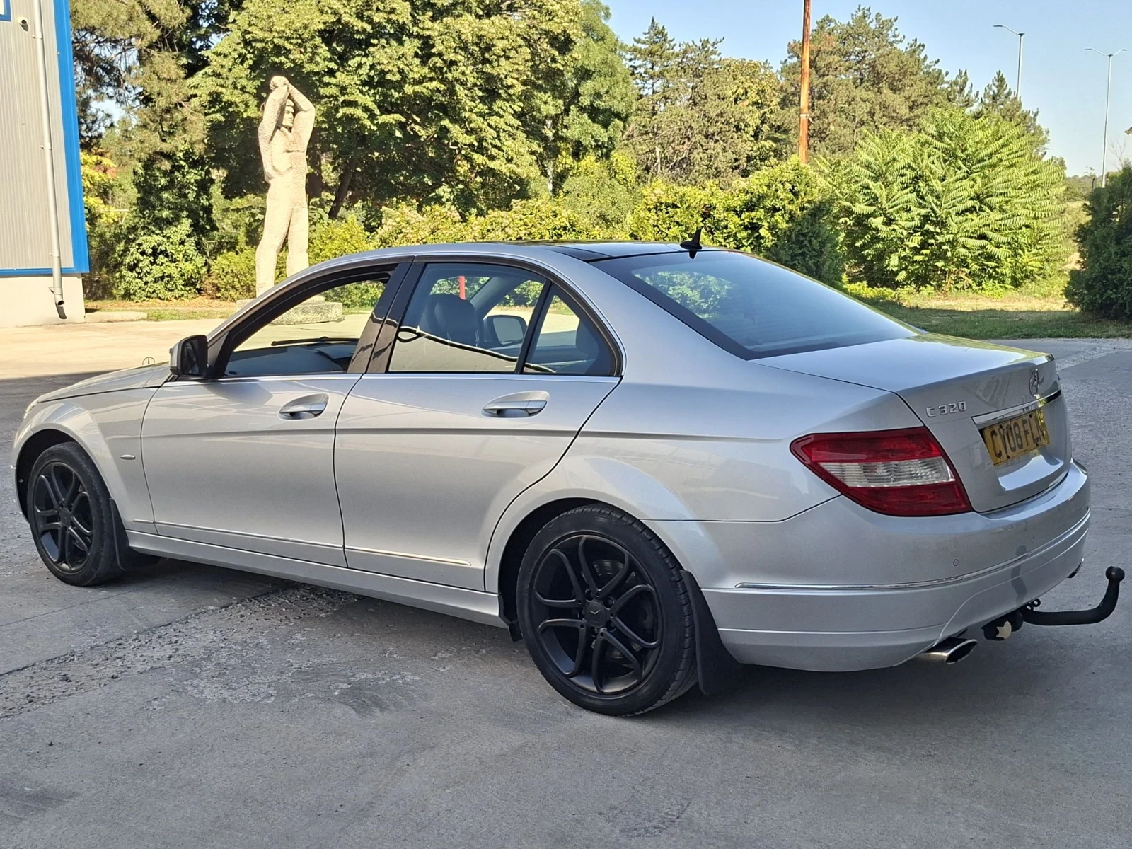 Mercedes-Benz C 320, снимка 3 - Автомобили и джипове - 55829377