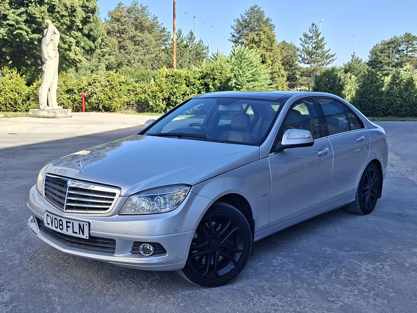 Mercedes-Benz C 320, снимка 2 - Автомобили и джипове - 55829377