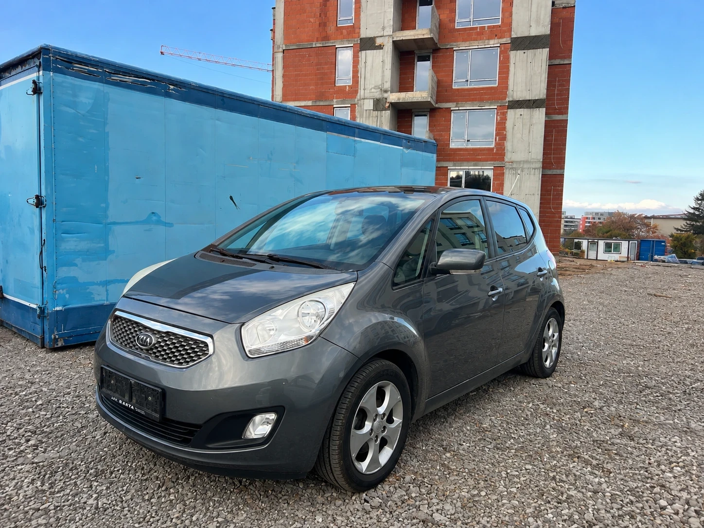 Kia Venga 1.6i Avtomatik , снимка 2 - Автомобили и джипове - 56665130