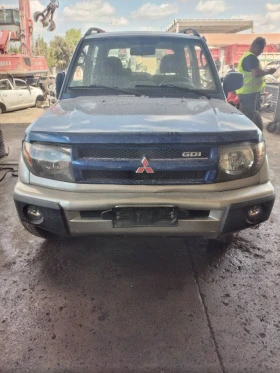  Mitsubishi Pajero pi...