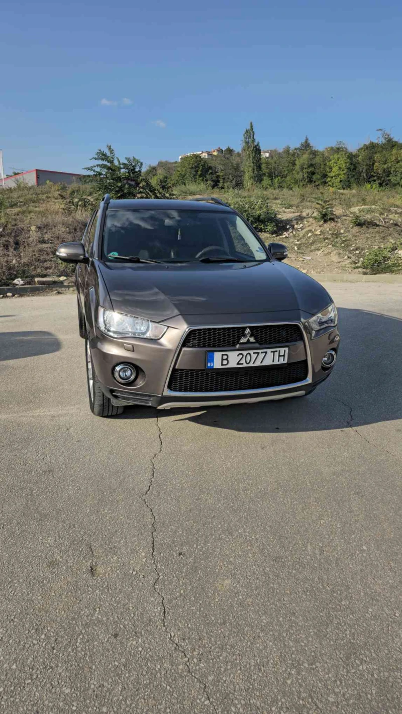 Mitsubishi Outlander DiD Mivec, снимка 1 - Автомобили и джипове - 47356244