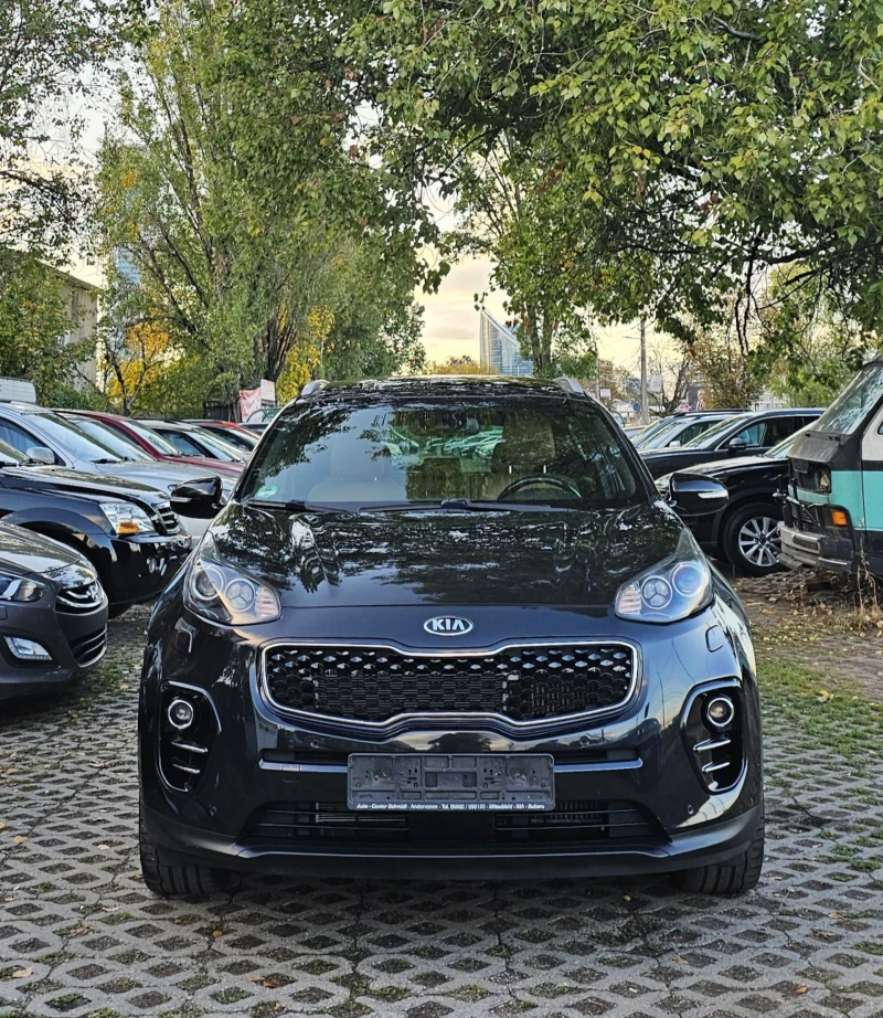 Kia Sportage 2.0CRDI Platinum Edition JBL Дистроник Обслужен , снимка 2 - Автомобили и джипове - 47526366