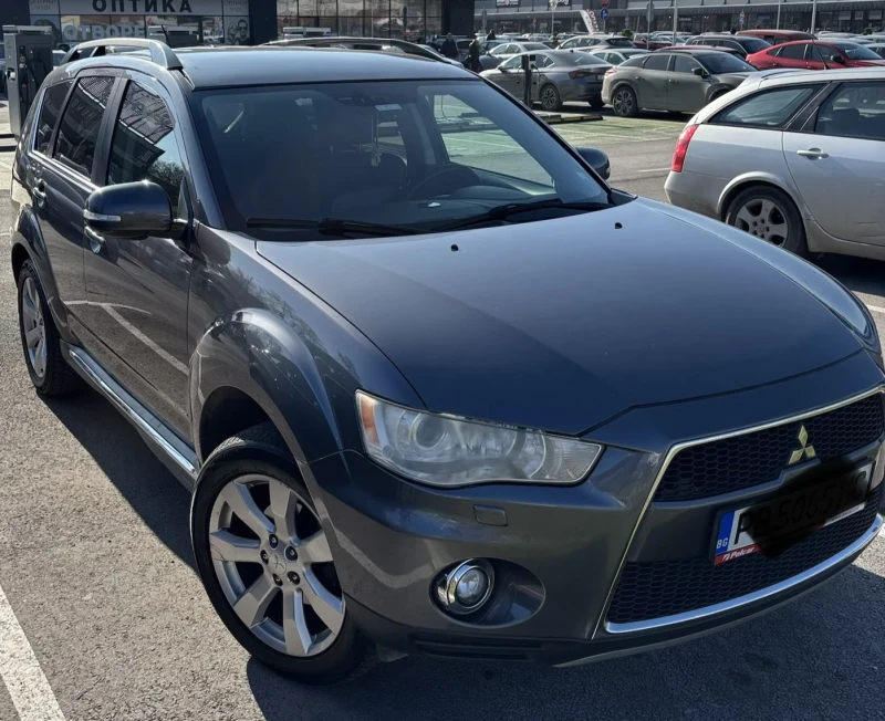 Mitsubishi Outlander 2, 2 DID, снимка 3 - Автомобили и джипове - 52815974