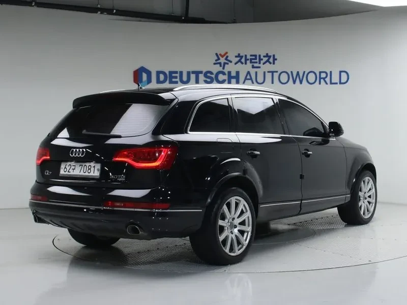 Audi Q7 3.0 TDI Quattro, снимка 2 - Автомобили и джипове - 55132428