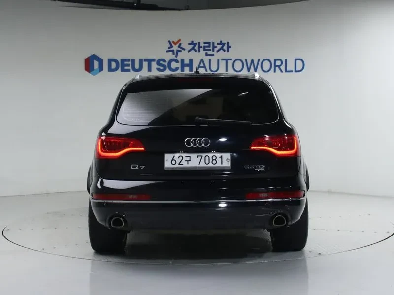 Audi Q7 3.0 TDI Quattro, снимка 4 - Автомобили и джипове - 55132428