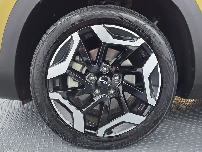 Kia Seltos .6 Turbo 2Wd Signature, снимка 5 - Автомобили и джипове - 55559981