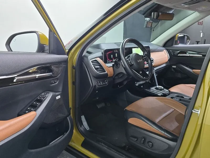 Kia Seltos .6 Turbo 2Wd Signature, снимка 10 - Автомобили и джипове - 55559981