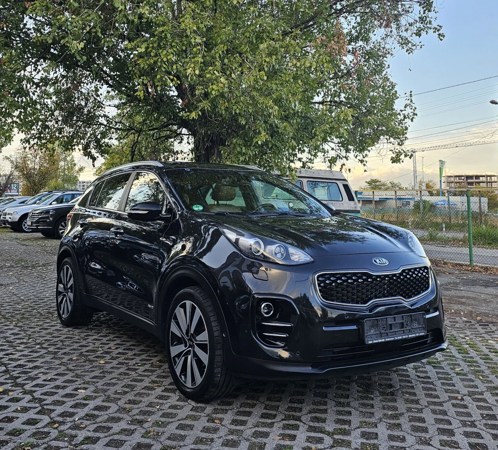 Kia Sportage 2.0CRDI 4WD Platinum Edition JBL Обслужен  - изображение 3