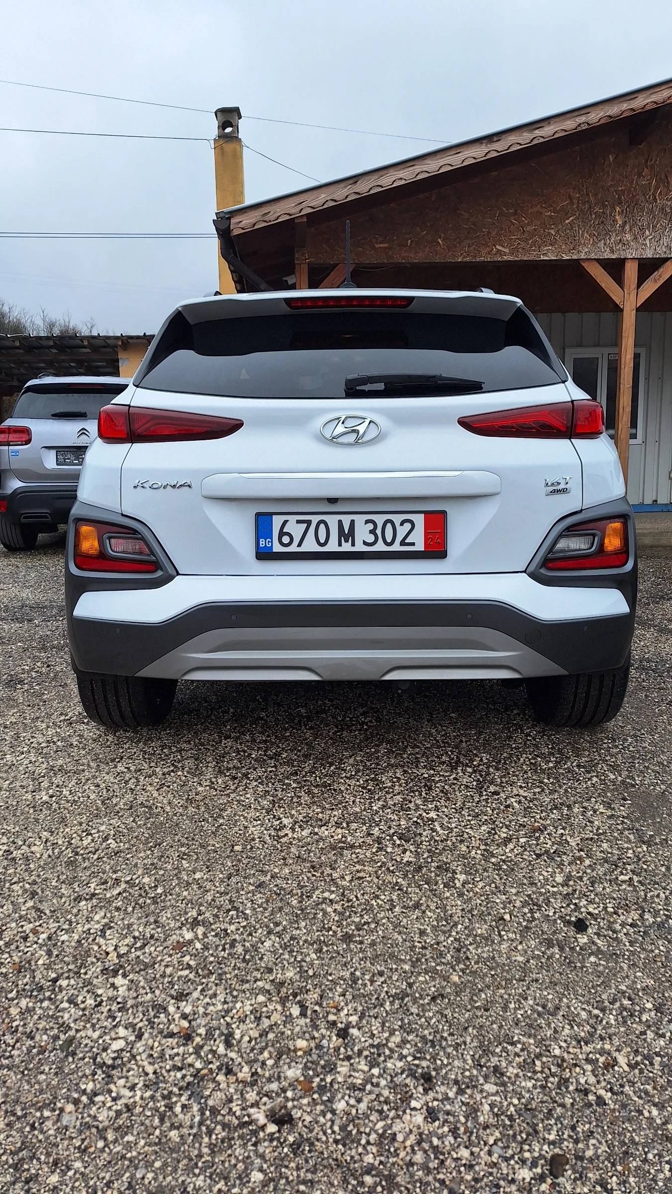 Hyundai Kona 1.6 T-GDI 177кс PREMIUM SWISS - изображение 3