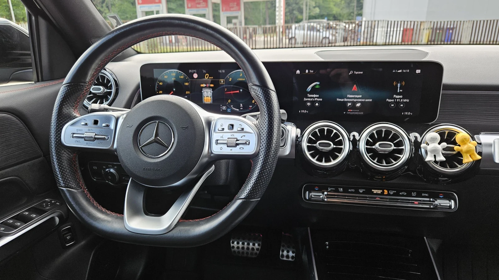 Mercedes-Benz GLB GLB200 AMG 4MATIC PANORAMA - изображение 6