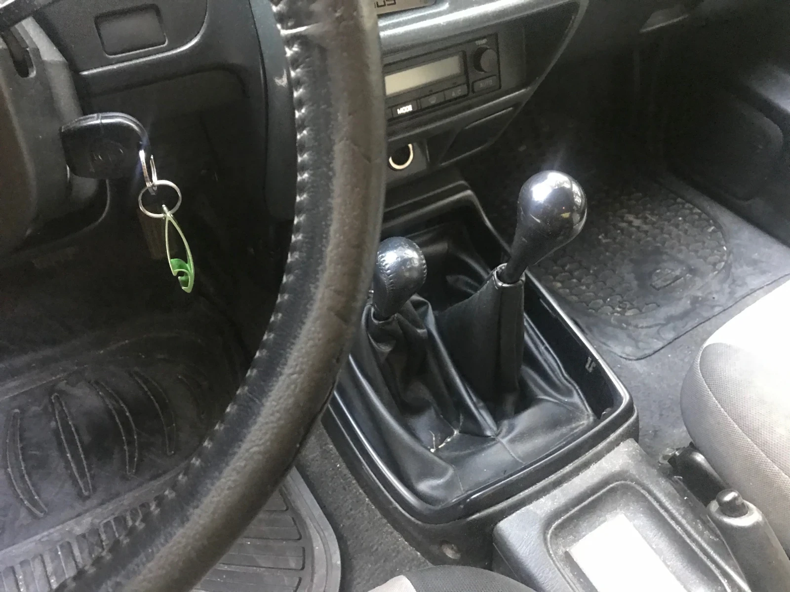 Nissan Navara 2.7 125 коня - изображение 8