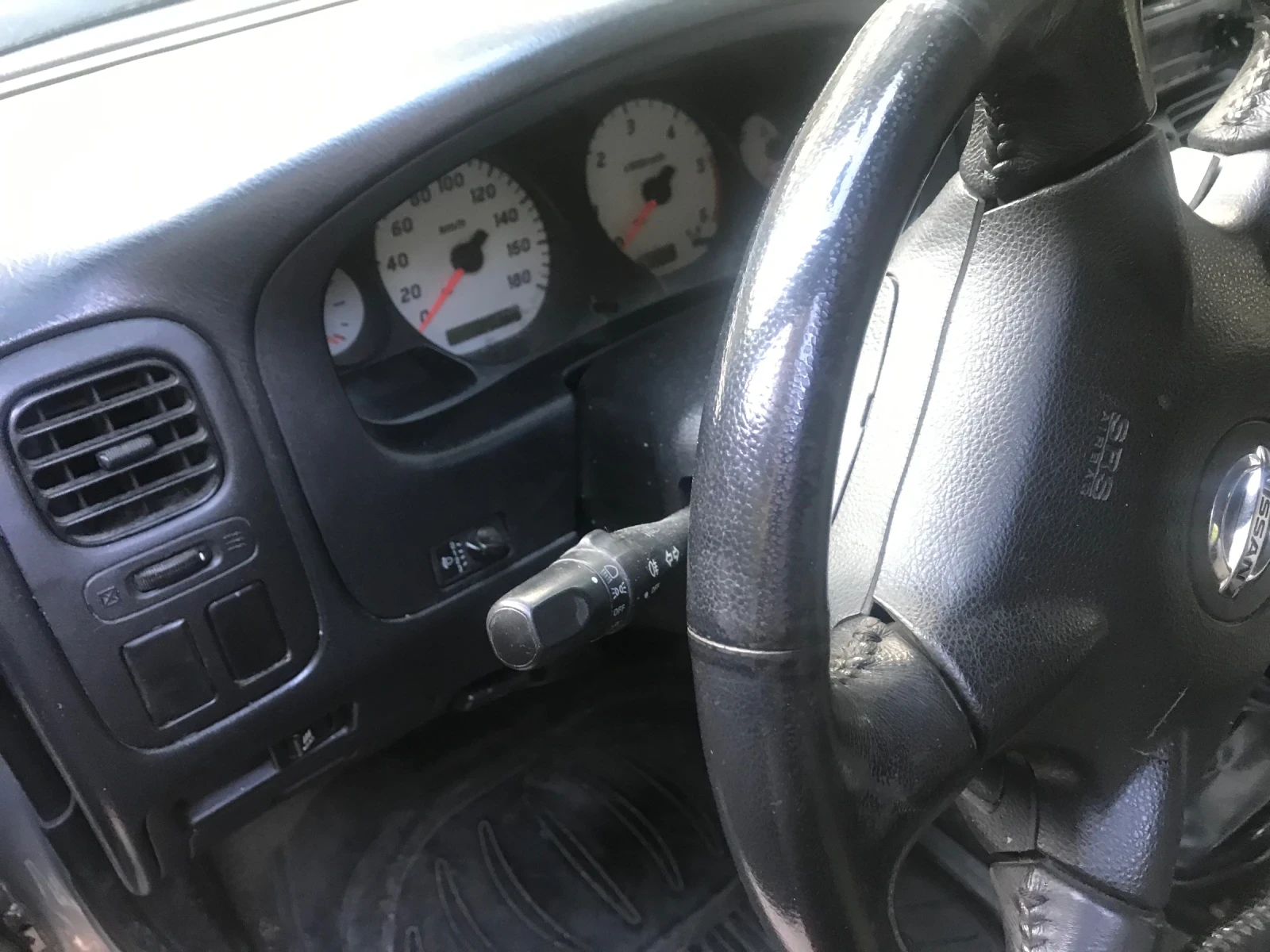 Nissan Navara 2.7 125 коня - изображение 6