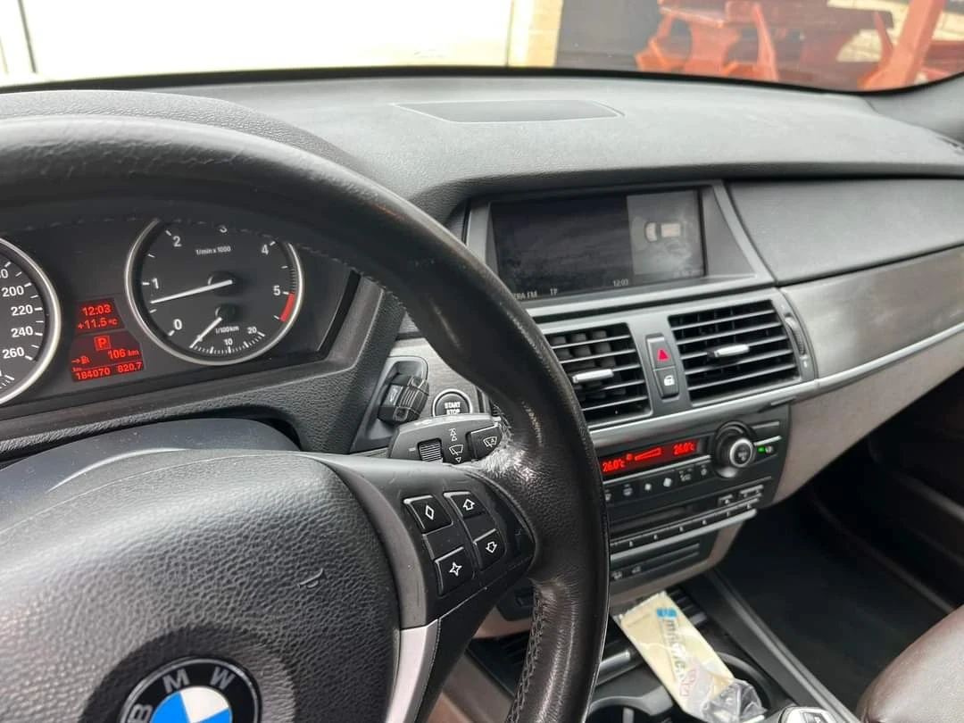 BMW X5  - изображение 7