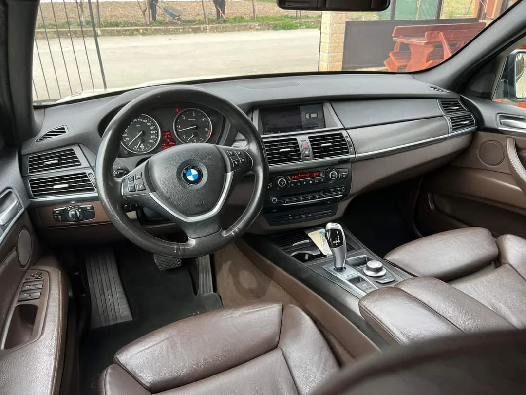 BMW X5  - изображение 6