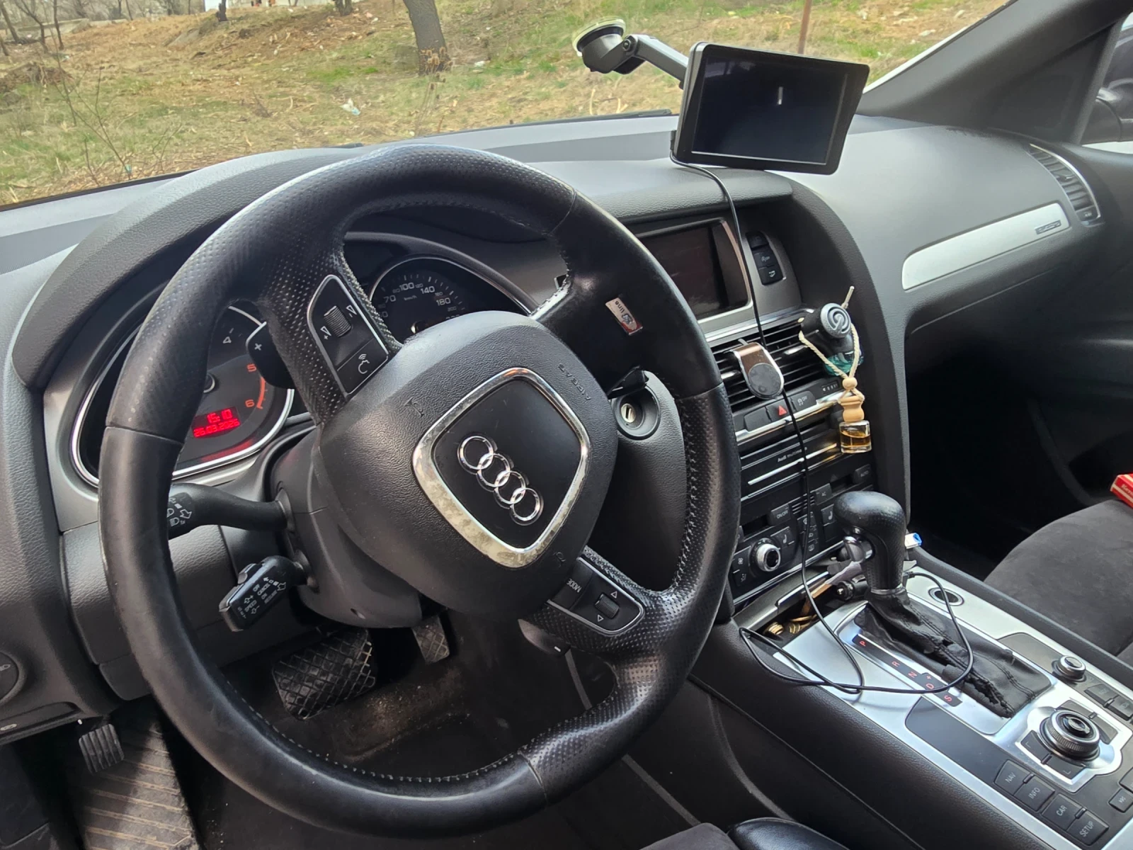 Audi Q7 Троен еслайн, снимка 5 - Автомобили и джипове - 53986502