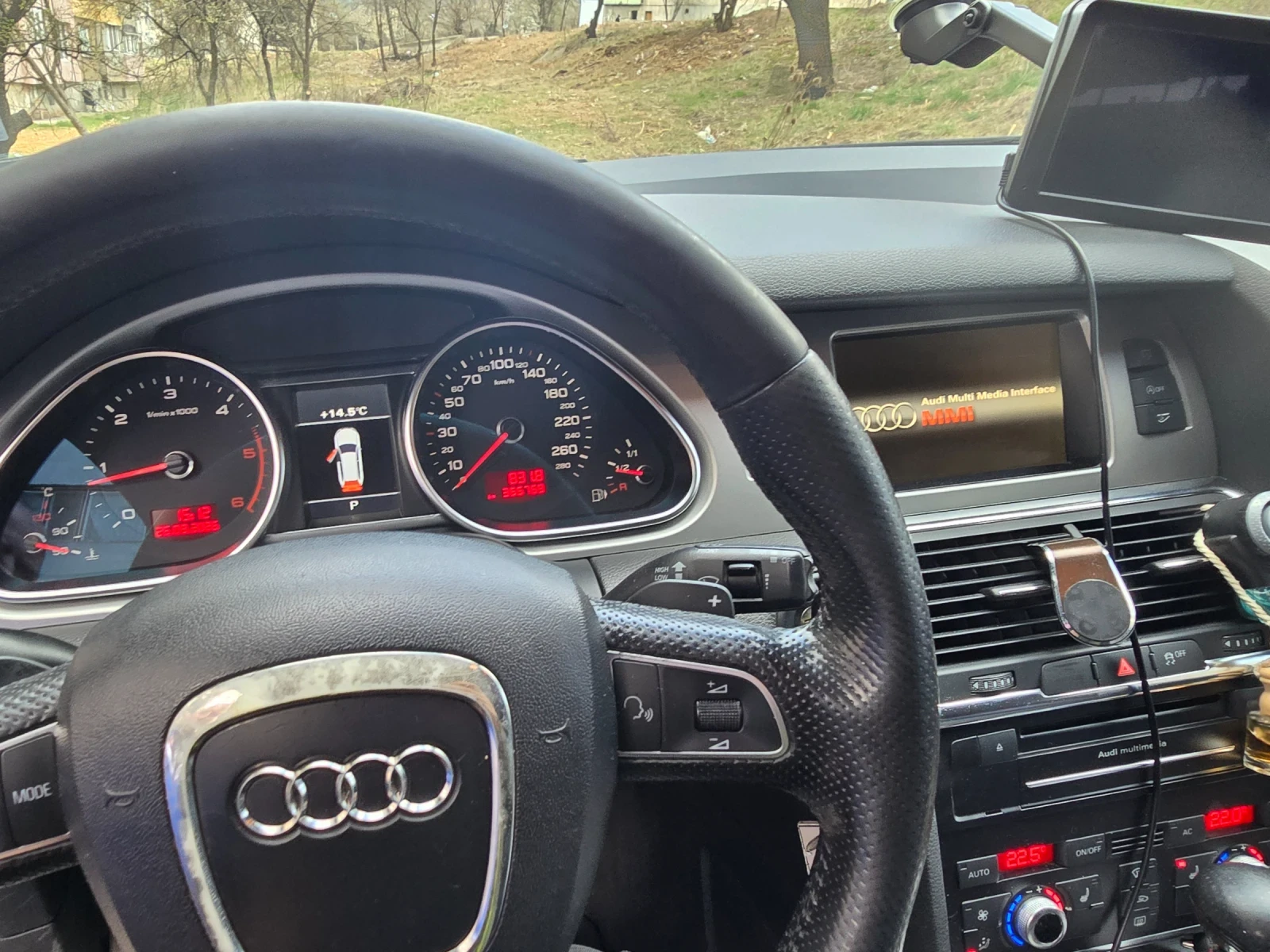 Audi Q7 Троен еслайн, снимка 8 - Автомобили и джипове - 53986502