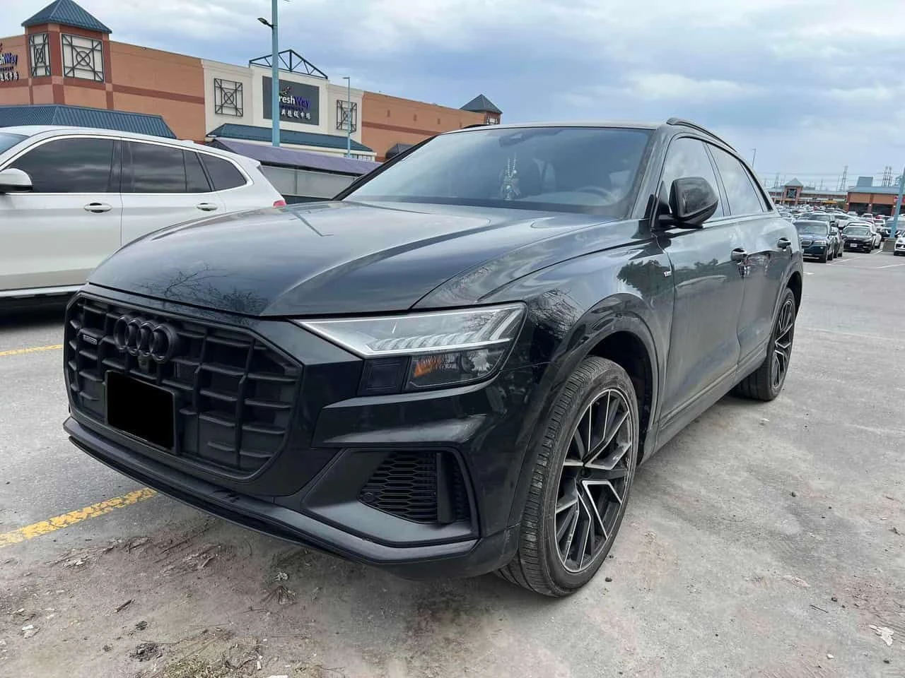 Audi Q8 | Progressiv | CARFAX | 360 | ОБДУХВАНЕ | B&O | 