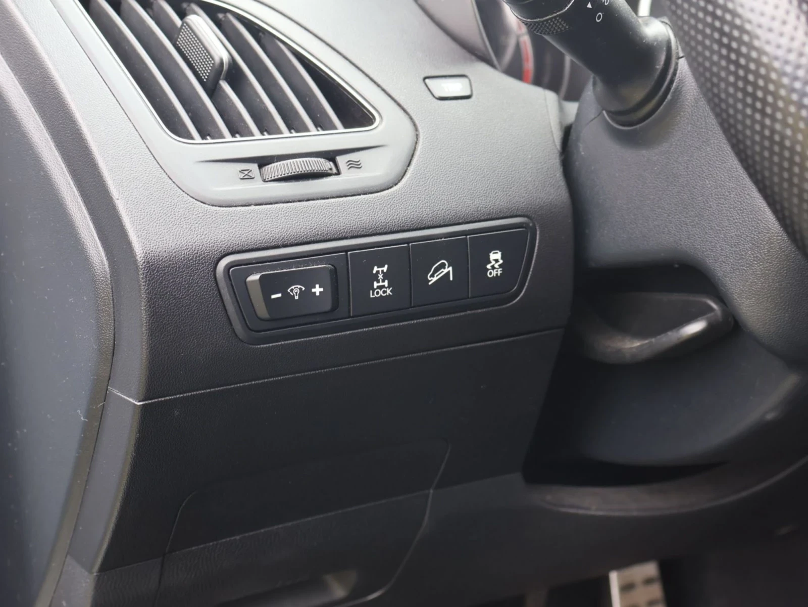Hyundai IX35 2.0crdi 184кс, снимка 9 - Автомобили и джипове - 54883970