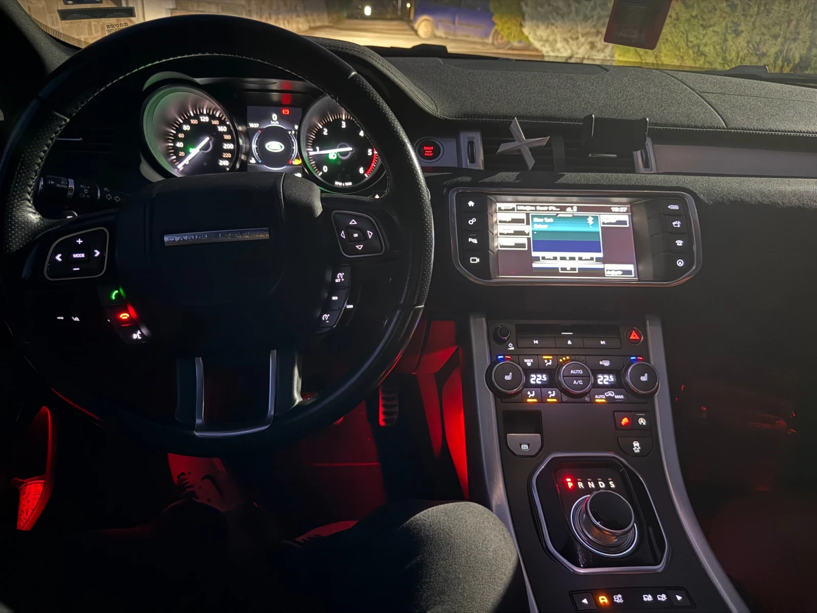 Land Rover Range Rover Evoque 2.0 150 k.c 4х4 9 скорости, снимка 6 - Автомобили и джипове - 55044238