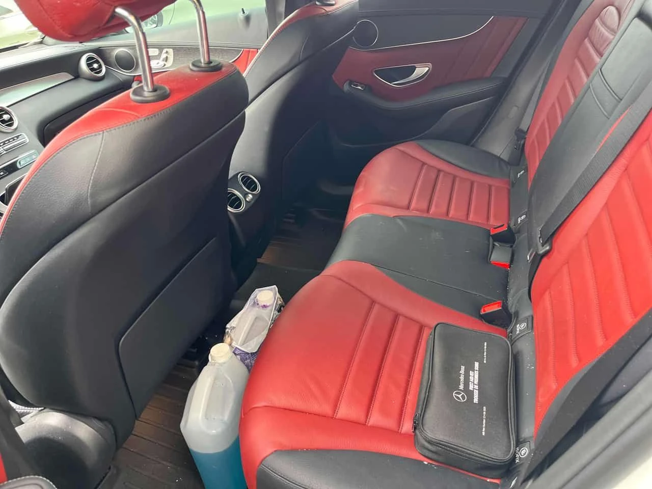 Mercedes-Benz GLC 43 AMG | CARFAX | БЕЗ ПЪРВОНАЧАЛНА ВНОСКА, снимка 12 - Автомобили и джипове - 55106019