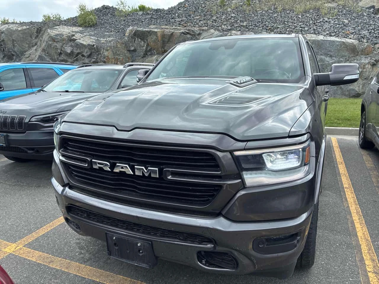 Dodge RAM 1500 * Laramie * АВТОКРЕДИТ БЕЗ ПЪРВОНАЧАЛНА ВНОСКА* , снимка 6 - Автомобили и джипове - 55373857