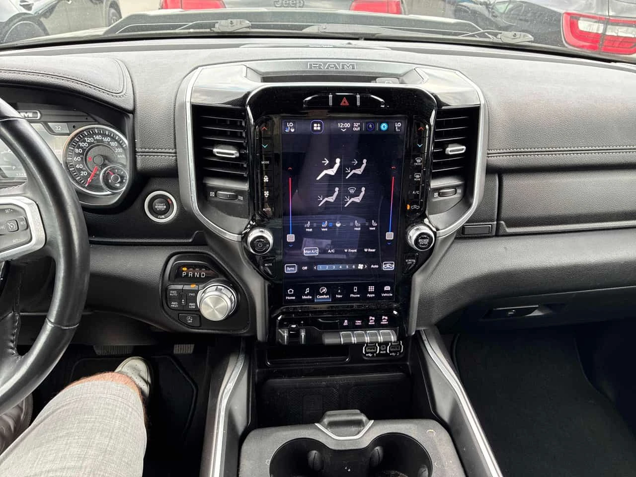 Dodge RAM 1500 * Laramie * АВТОКРЕДИТ БЕЗ ПЪРВОНАЧАЛНА ВНОСКА* , снимка 9 - Автомобили и джипове - 55373857