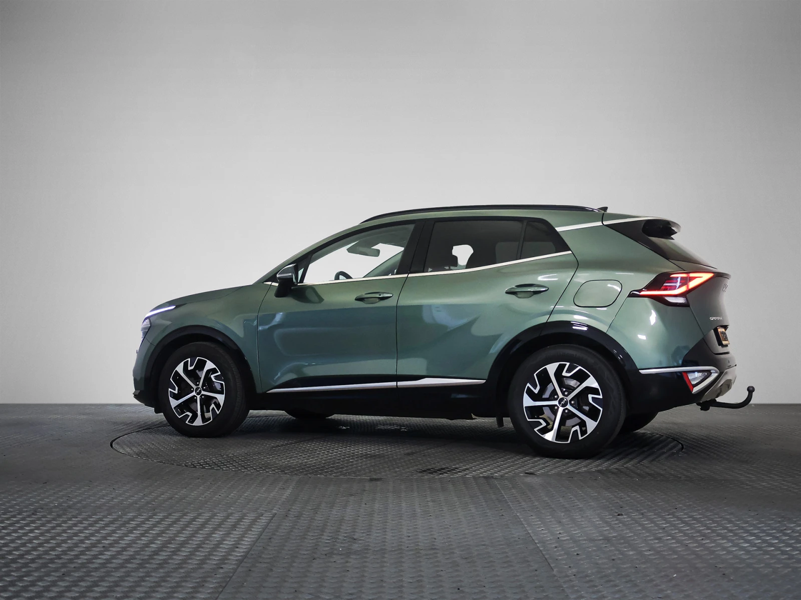Kia Sportage 1.6 T-GDI DynamicPlusLine - Hybrid, снимка 5 - Автомобили и джипове - 55486750