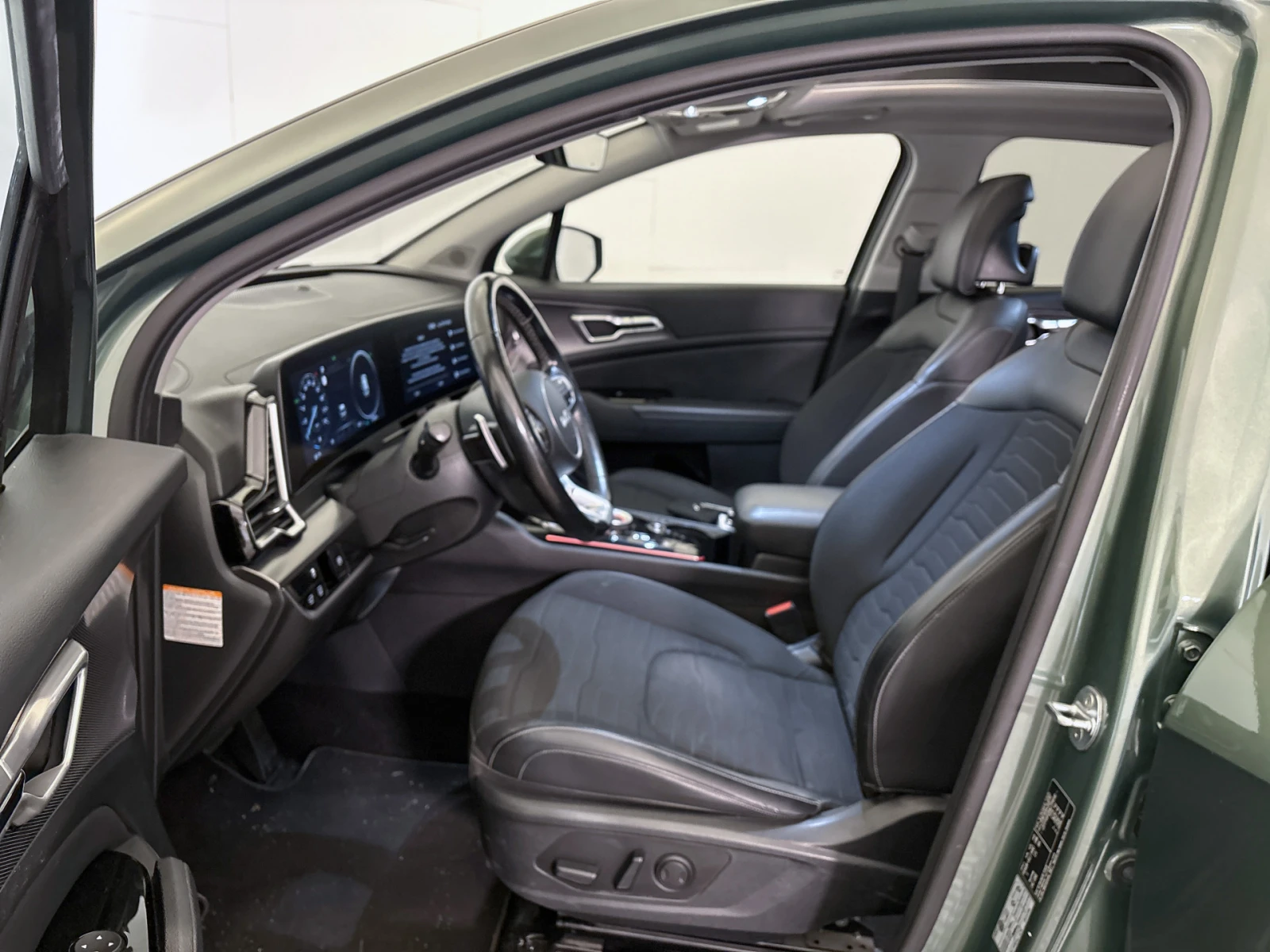 Kia Sportage 1.6 T-GDI DynamicPlusLine - Hybrid, снимка 9 - Автомобили и джипове - 55486750