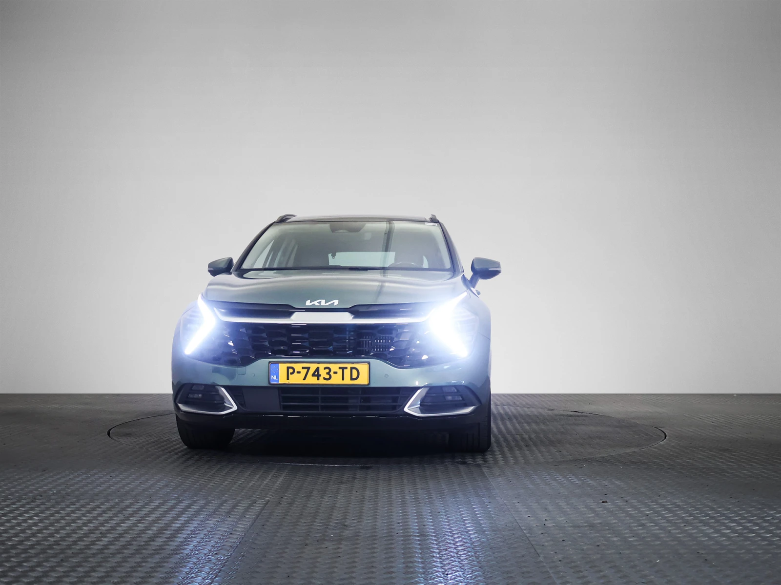 Kia Sportage 1.6 T-GDI DynamicPlusLine - Hybrid, снимка 2 - Автомобили и джипове - 55486750