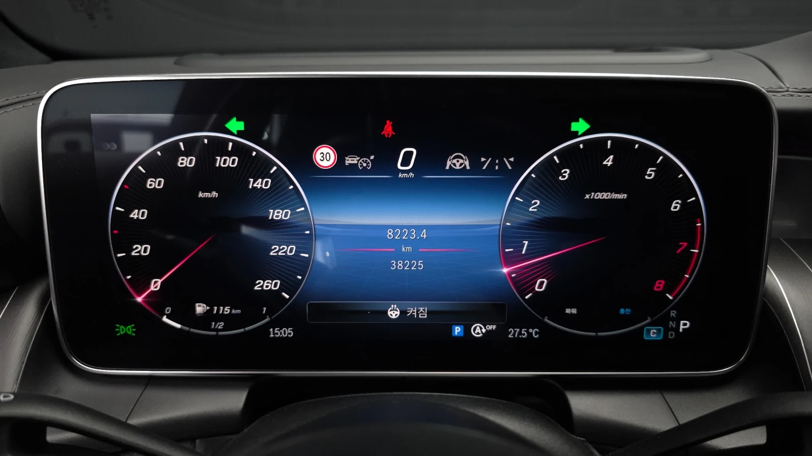 Mercedes-Benz GLC GLC300 4MATIC AMG Line | HUD | 360  камера, снимка 8 - Автомобили и джипове - 55664177