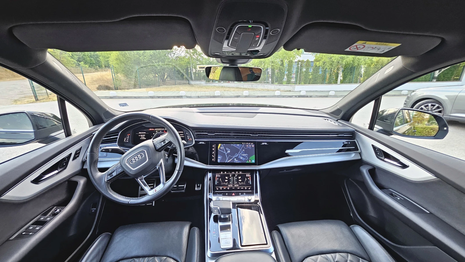 Audi Q7 Гаранционен, снимка 9 - Автомобили и джипове - 56041183