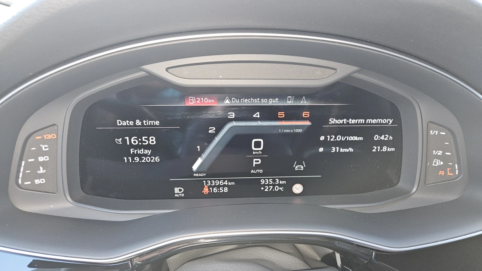 Audi Q7 Гаранционен, снимка 10 - Автомобили и джипове - 56041183