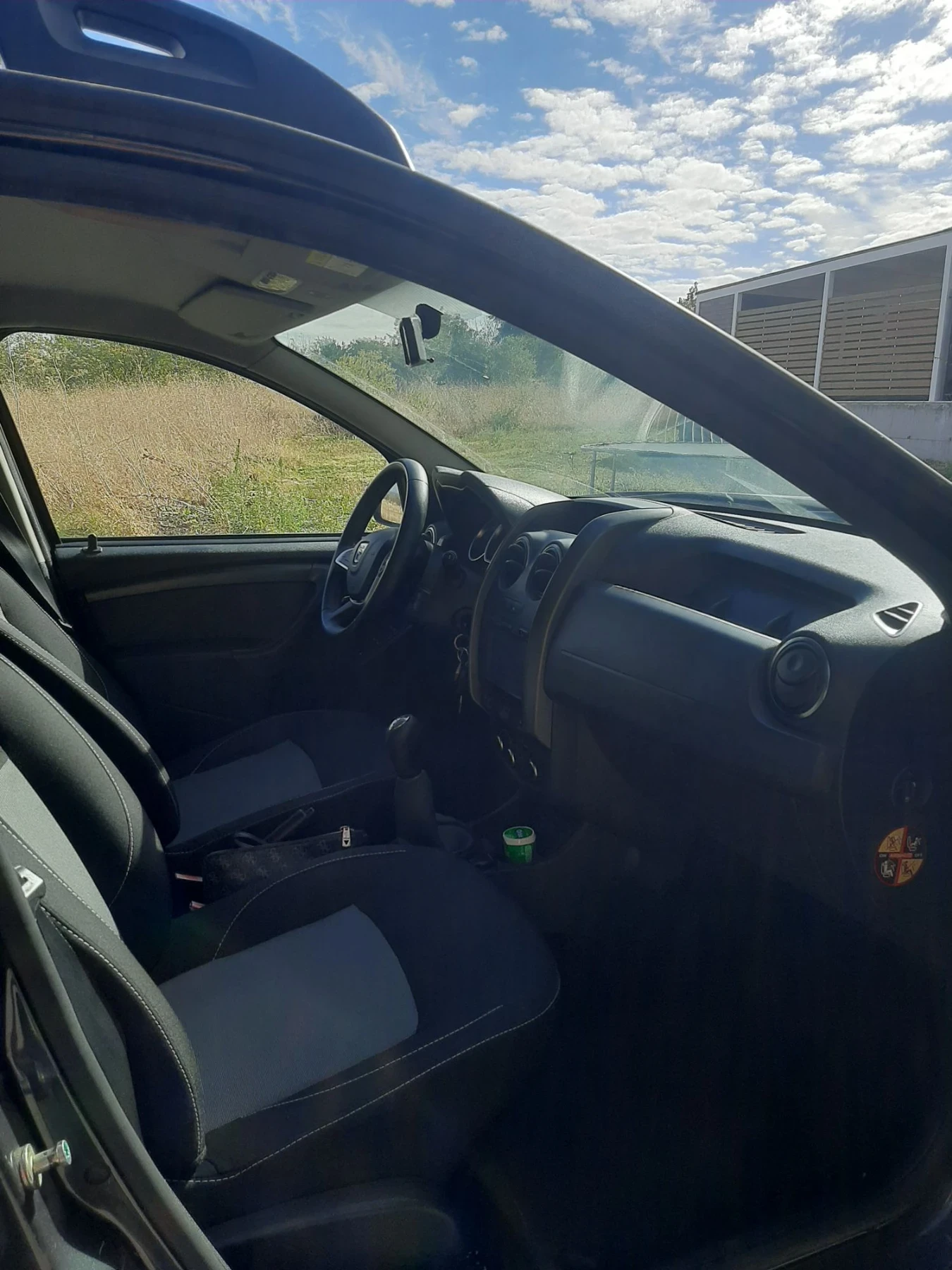 Dacia Duster 1.6GPL 115K.C, снимка 8 - Автомобили и джипове - 56677321