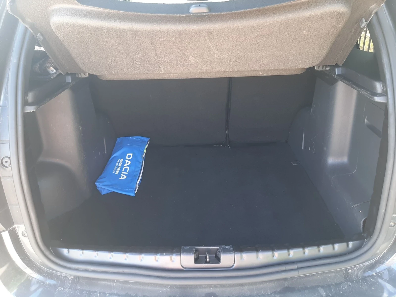 Dacia Duster 1.6GPL 115K.C, снимка 16 - Автомобили и джипове - 56677321