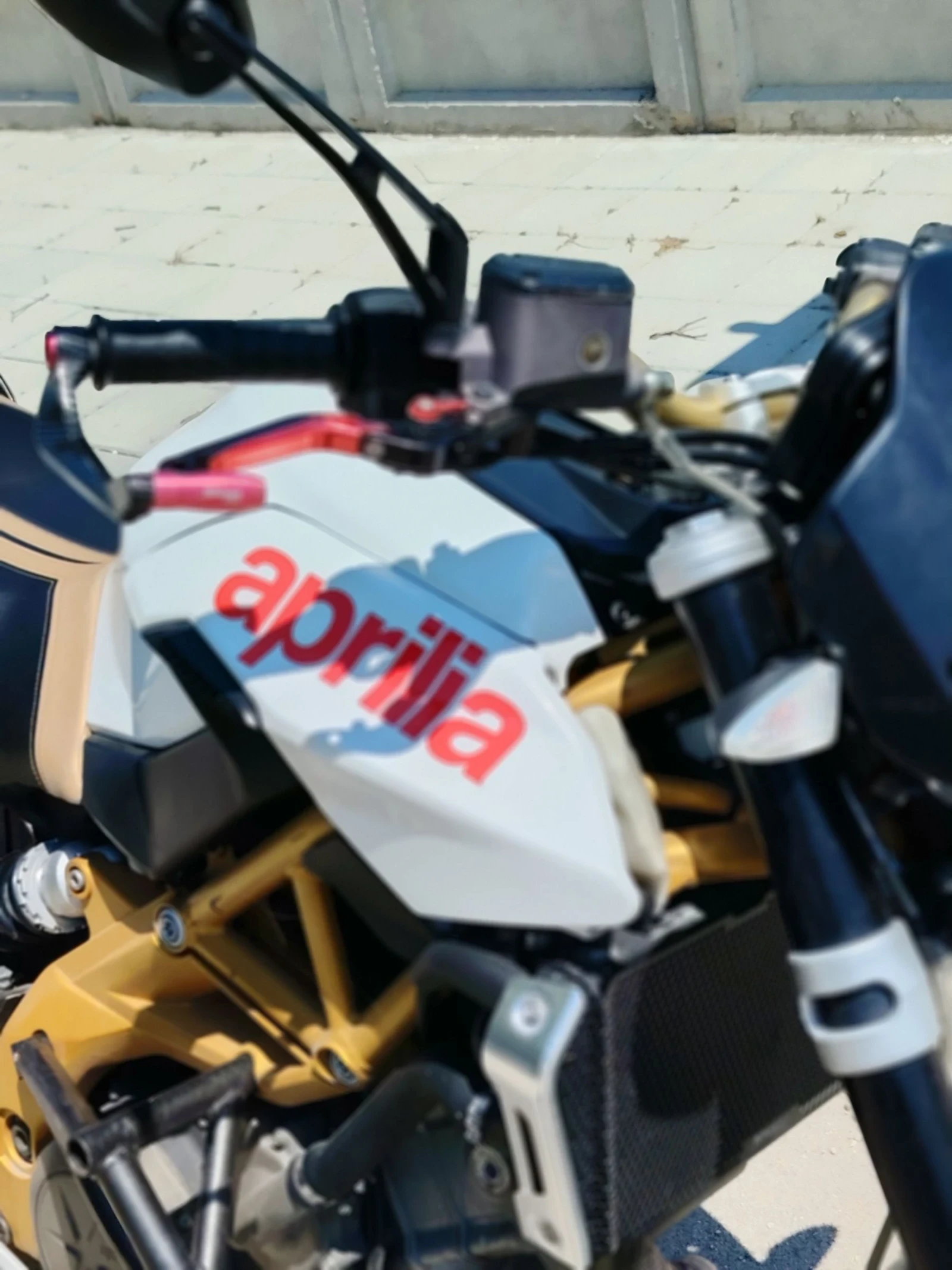 Aprilia Shiver 750i ABS   27 000 км   DID Gold   Нов акумулатор , снимка 9 - Мотоциклети и мототехника - 54807779