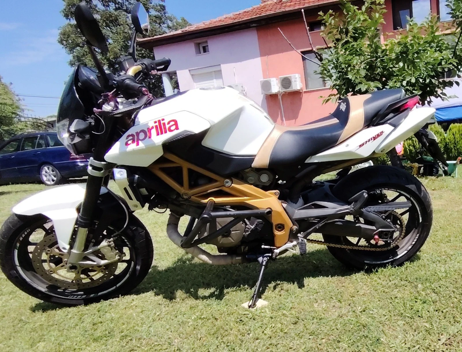 Aprilia Shiver 750i ABS   27 000 км   DID Gold   Нов акумулатор , снимка 2 - Мотоциклети и мототехника - 54807779