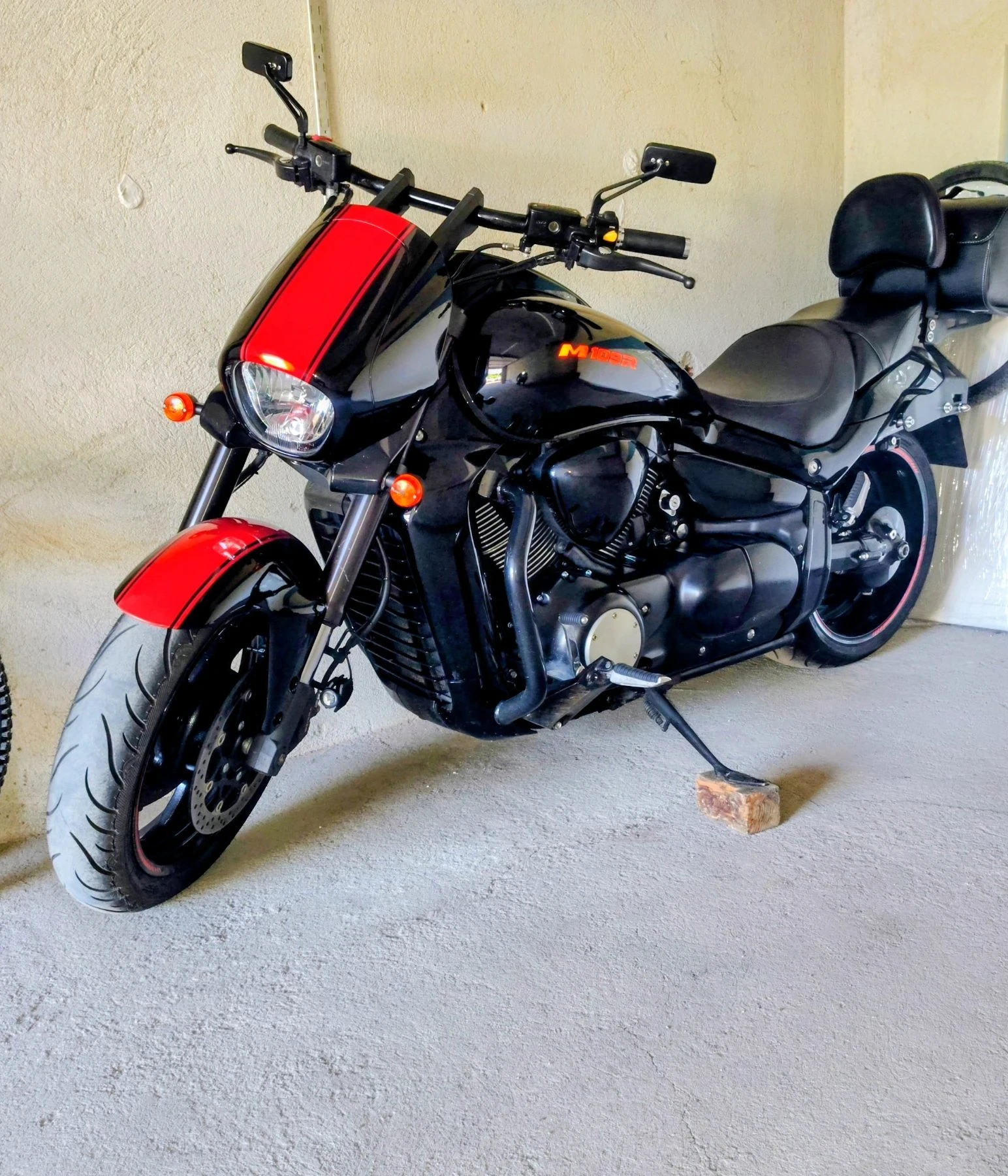 Suzuki Boulevard 1800 M109R black editione , снимка 4 - Мотоциклети и мототехника - 55168432