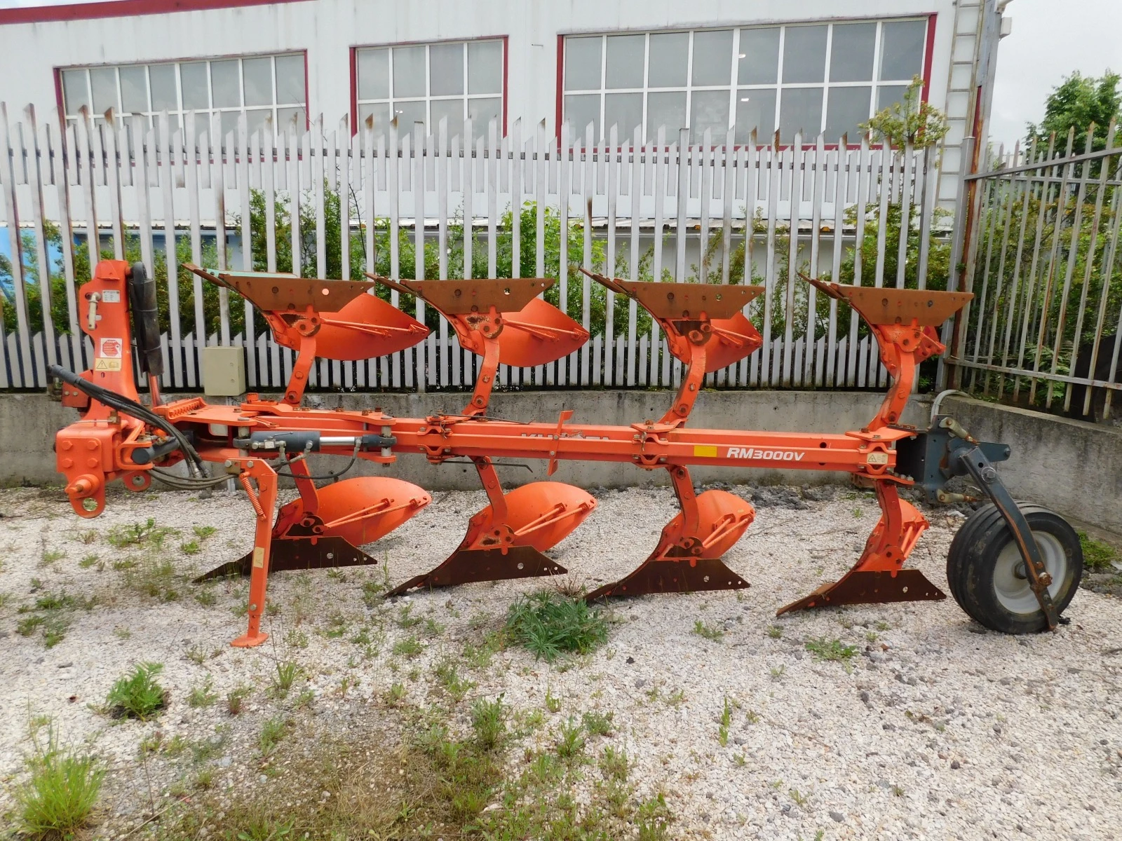 Плуг KUBOTA RM 3000-100.4 | Mobile.bg — изображение 1