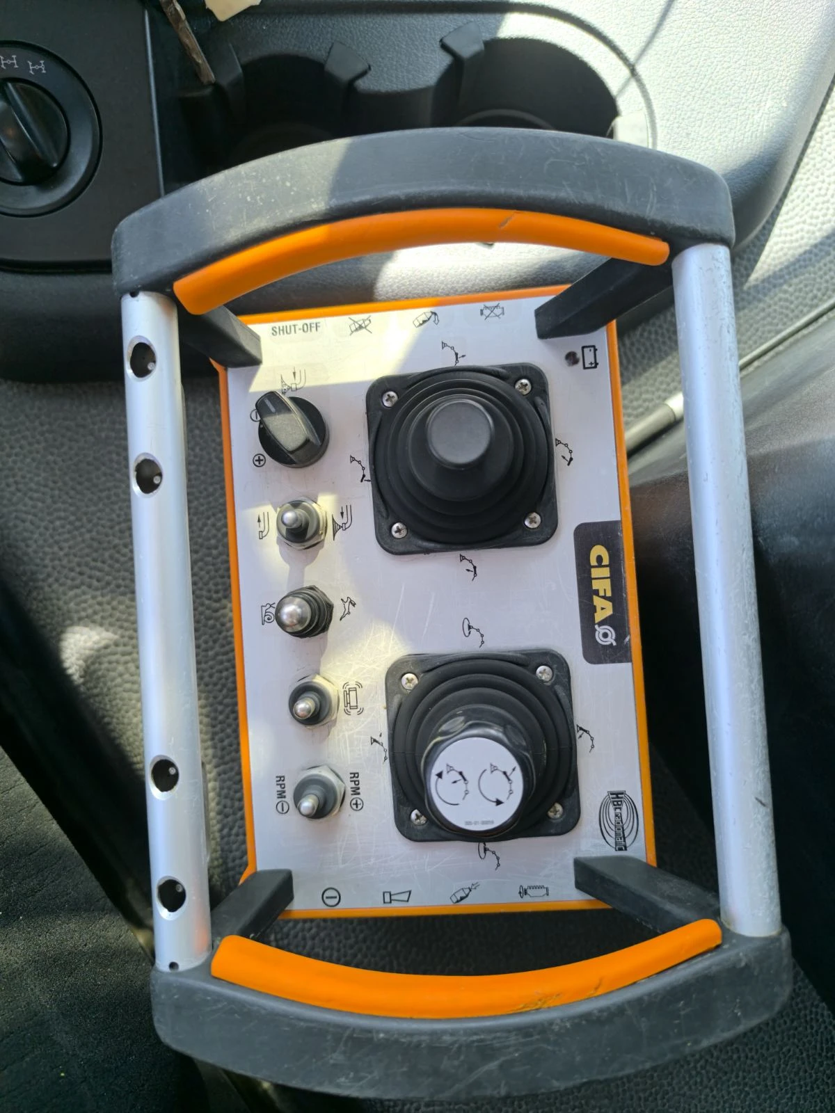 Бетон помпа Mercedes-Benz AROCS 4246 CIFA MAGNUM MK28L-5 125ММ, снимка 11 - Индустриална техника - 53952587