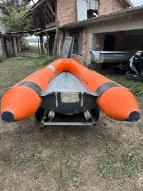 Надуваема лодка Joker Boat Barracuda 420, снимка 2