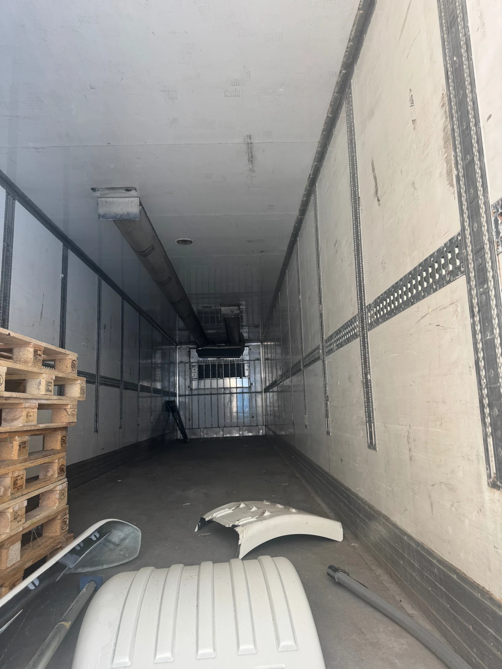 Полуремарке Fruehauf, снимка 3 - Ремаркета - 55104773