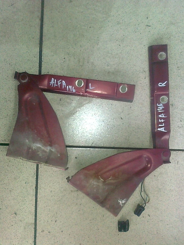 Панти преден капак за Алфа Ромео 146