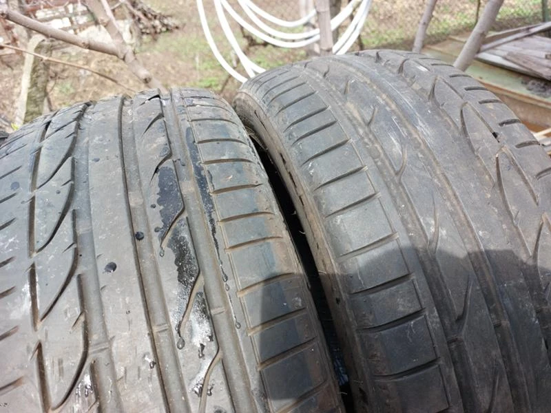 Гуми Летни 235/45R18, снимка 3 - Гуми и джанти - 36664552