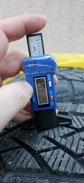 Гуми Зимни 185/65R15, снимка 3 - Гуми и джанти - 52792474