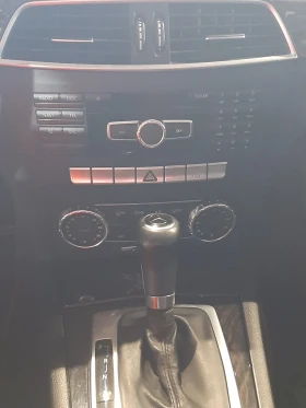 Mercedes-Benz C 250 4matic , снимка 17