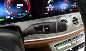 Mercedes-Benz E 350 4MATIC* AMG-LINE* , снимка 9