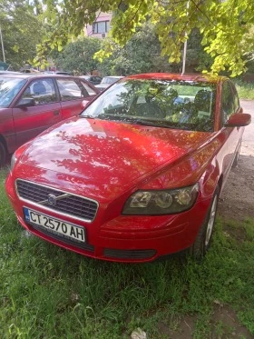  Volvo S40