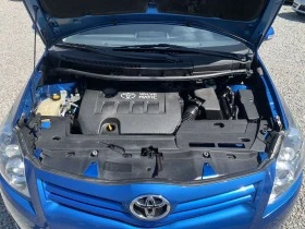 Toyota Auris 1.8/147k.c, снимка 13